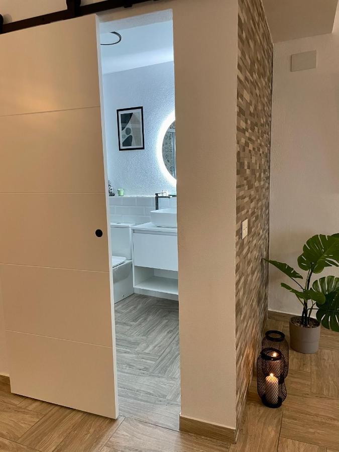Cuevas Del Penon - Loft Torreon Lägenhet Grazalema Exteriör bild